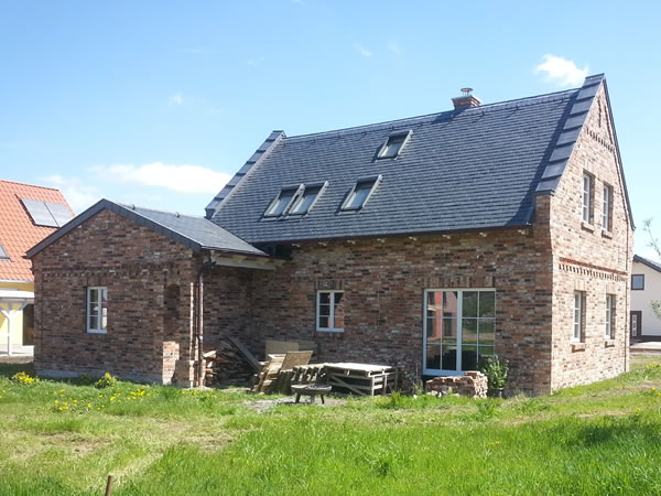 Rückseite englisches Cottage im Harz - Englische Cottages aus Celle - Bauunternehmen Alan Berry