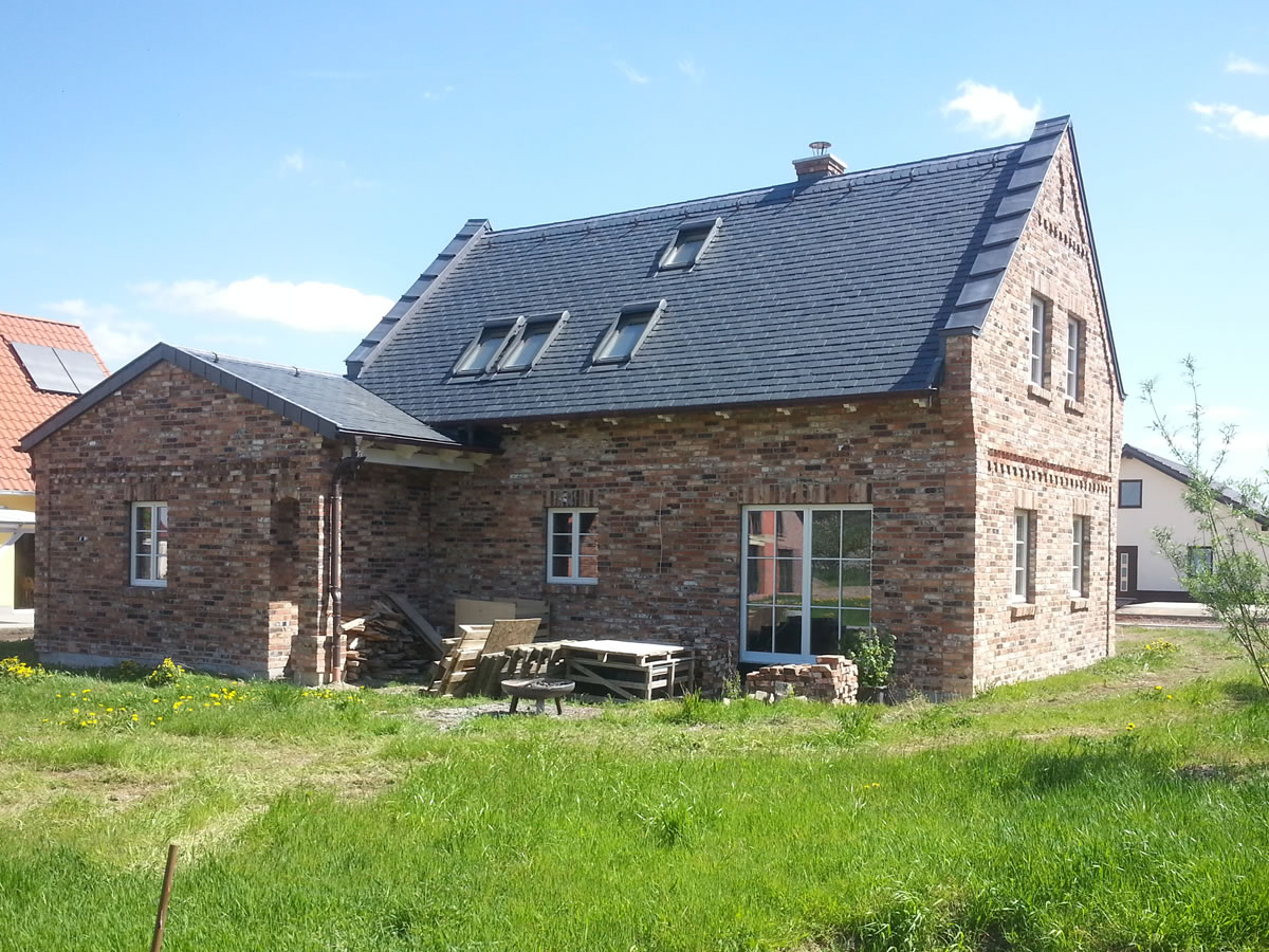 Rückseite englisches Cottage im Harz - Englische Cottages aus Celle - Bauunternehmen Alan Berry