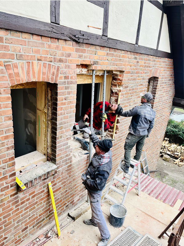 Neue Fensteröffnung - Englische Cottages aus Celle - Bauunternehmen Alan Berry